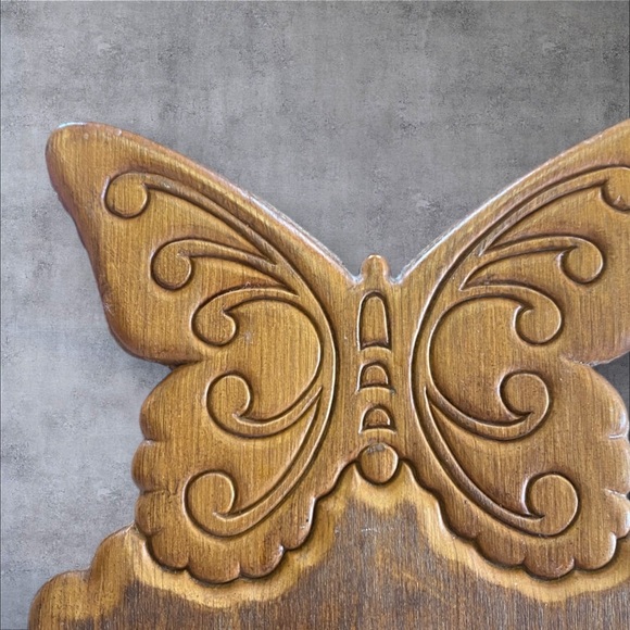 Wooden butterfly light Napkin holder - Picture 2 of 4